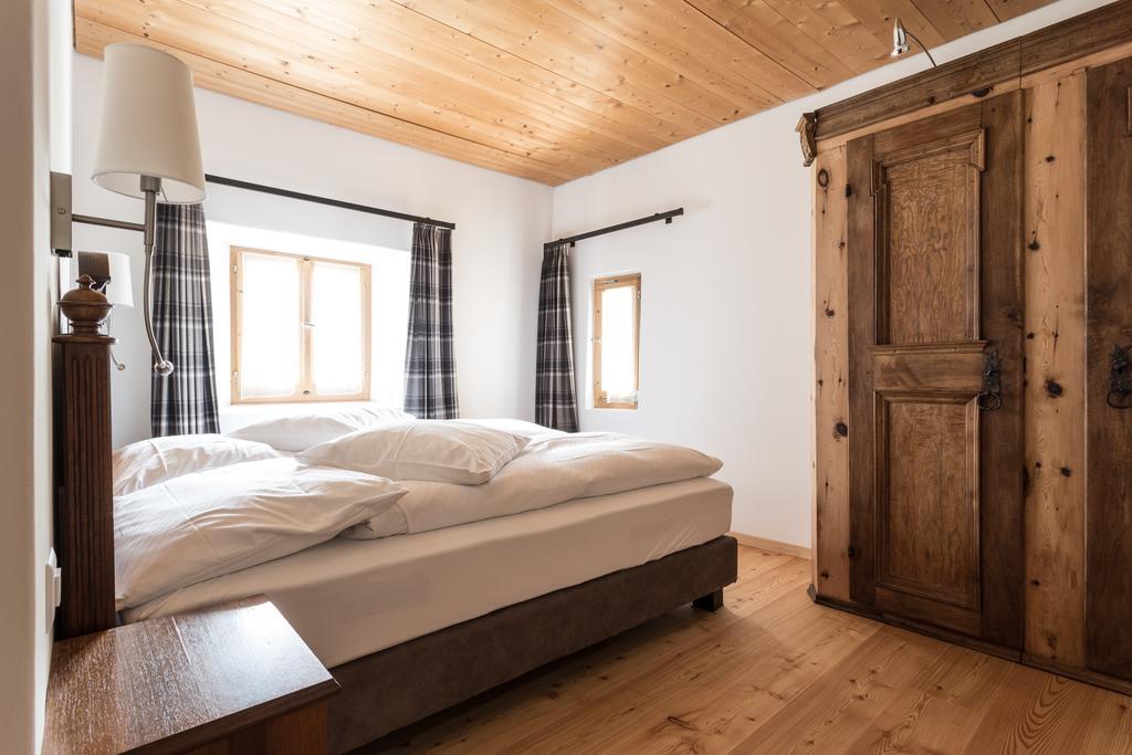 Meisser Hotel "Superior" Guarda Pokój zdjęcie