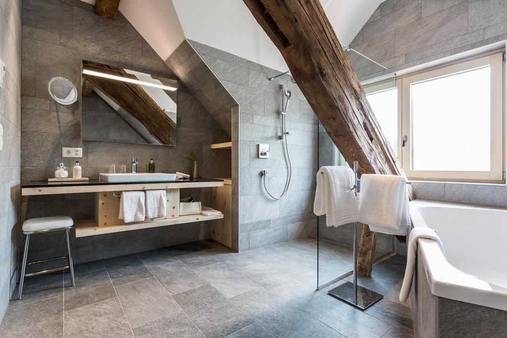 Meisser Hotel "Superior" Guarda Zewnętrze zdjęcie